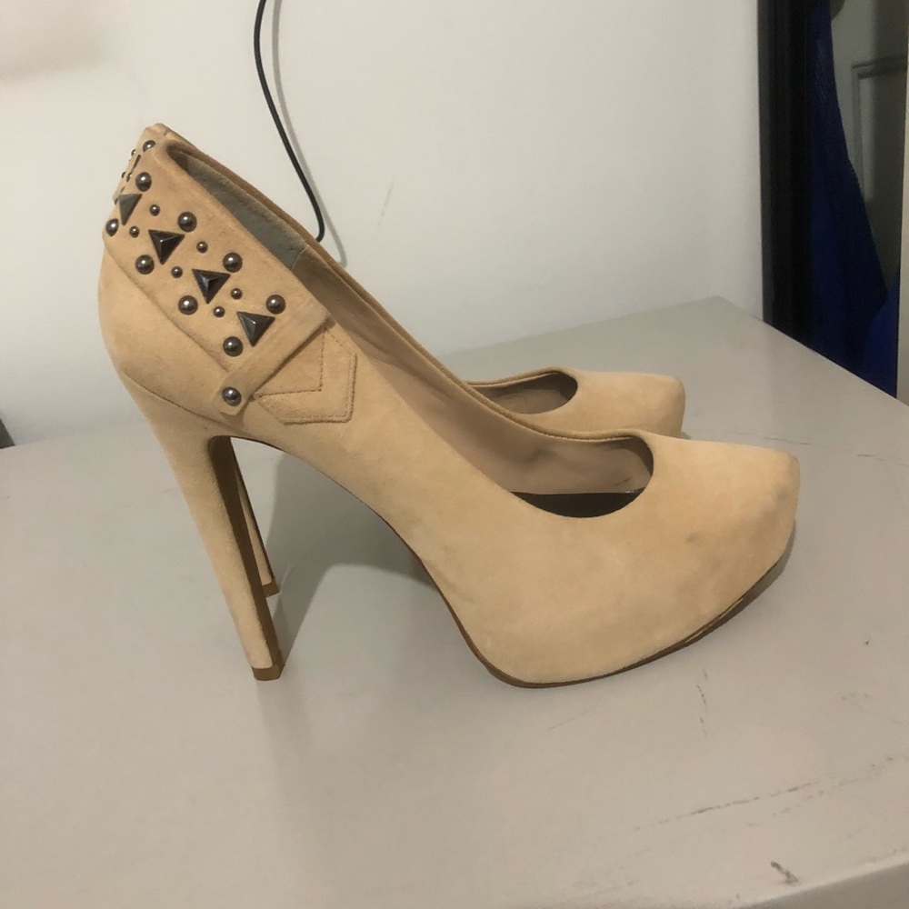 Jessica Simpson Suede Nude Heels